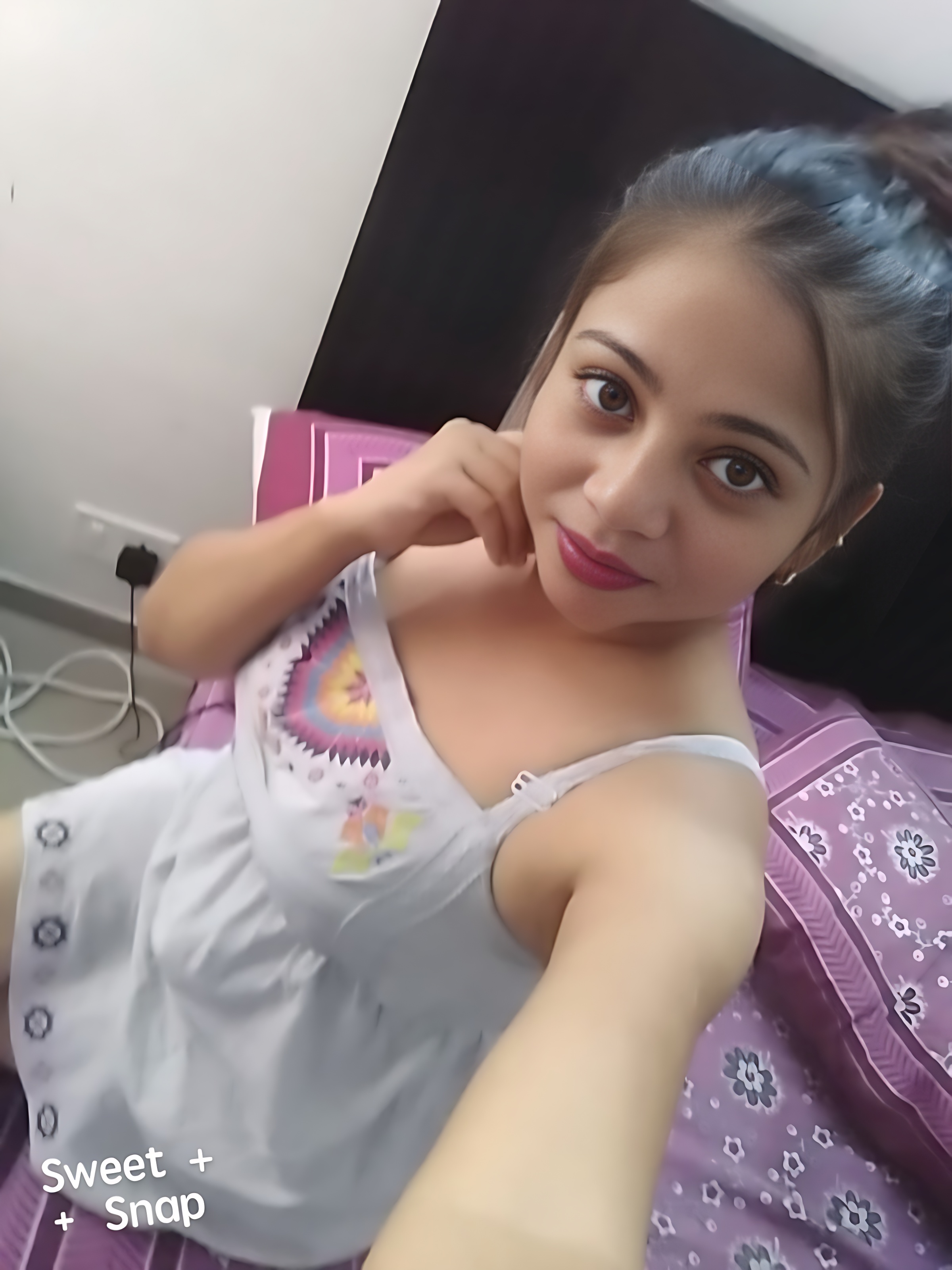 Big Boobs Blonde Escorts in Bangalore 