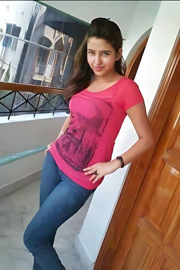 Stunning  Call Girl in Bangalore